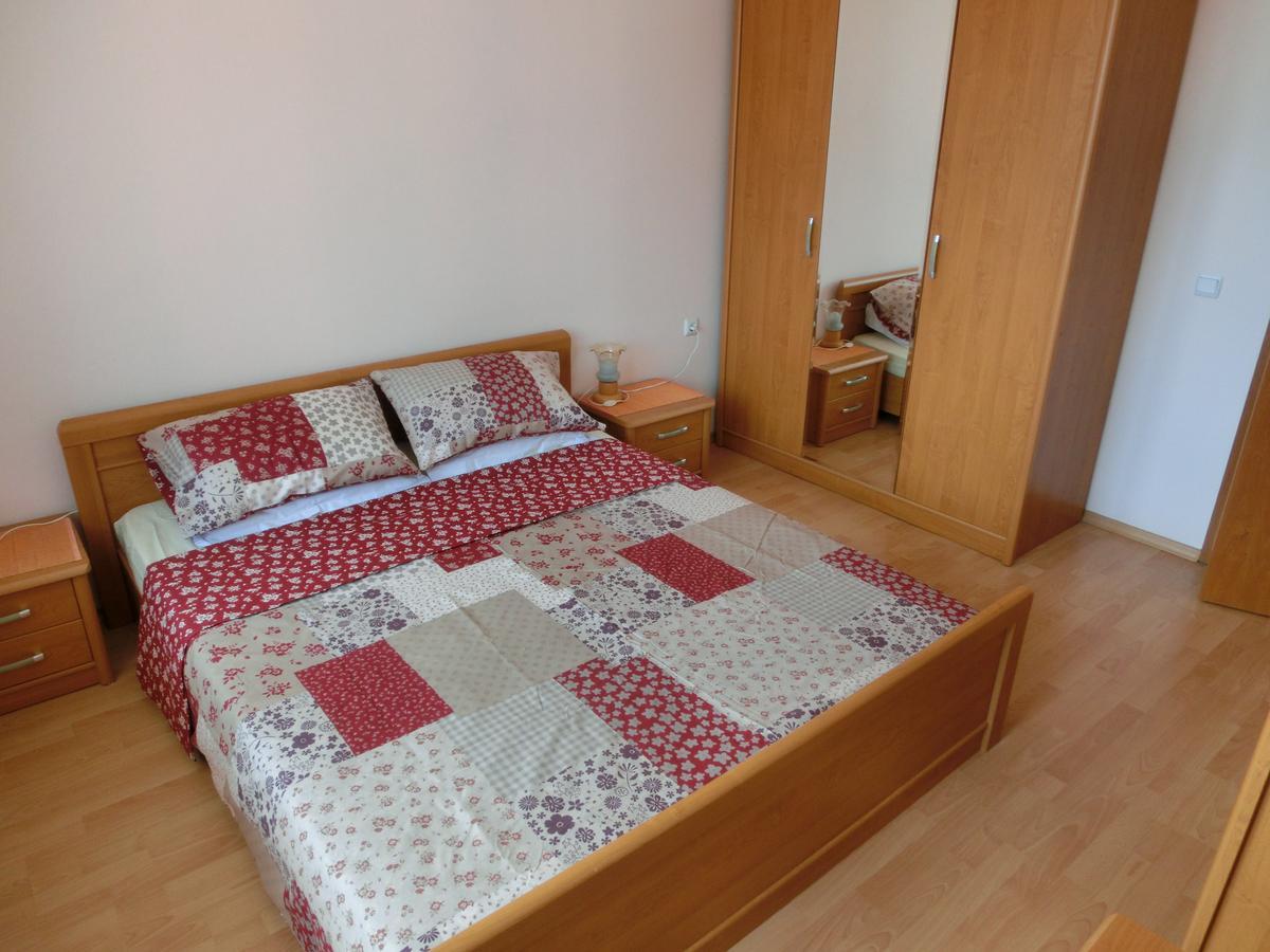 Sea View Apartment, Panorama, Pools And Beach, Sveti Vlas Eksteriør billede